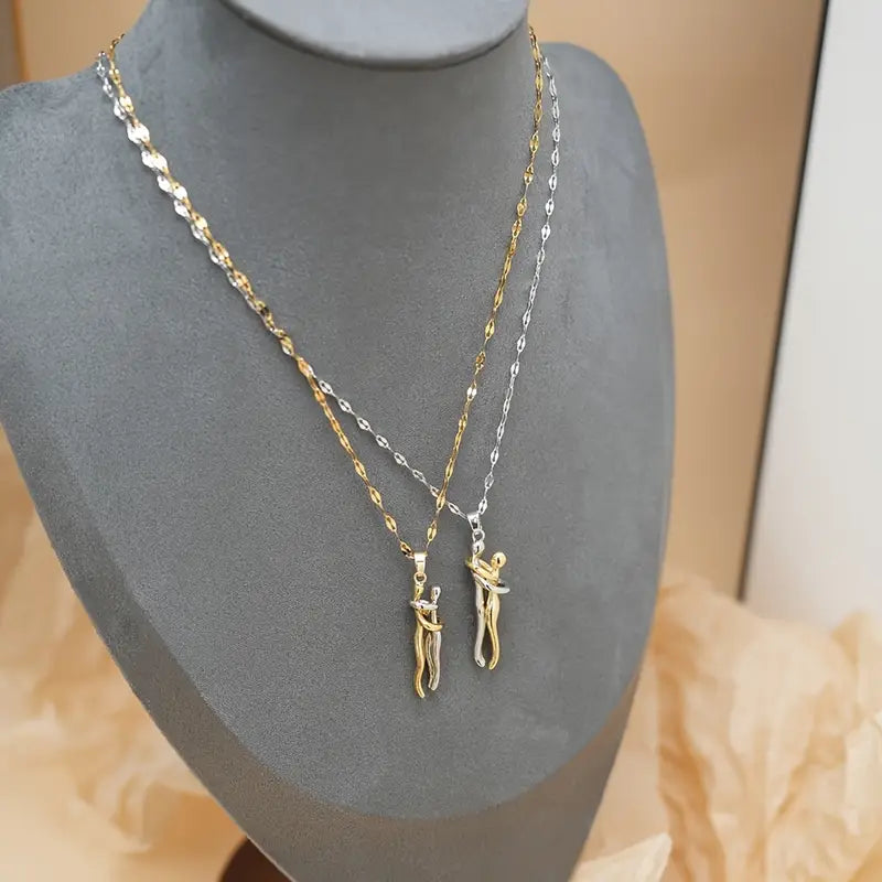✨ Elegant Couple Hug Heart Pendant Necklace – 18K Gold-Plated Romantic Jewelry Gift for Women 💖